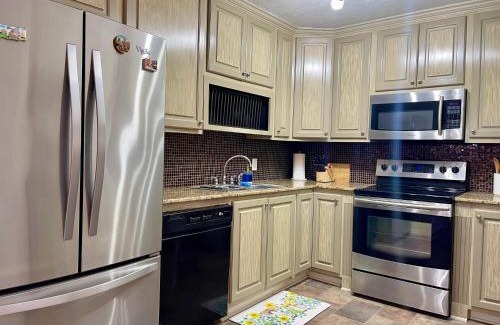 Lake Charles Apartment | Cozy Condo