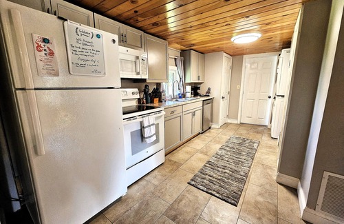 Costigan House | Cozy & Convenient Home Near The University/Bangor