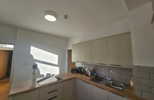 Uplands Apartment | Cozy Corner - 2 Bedroom Apartment