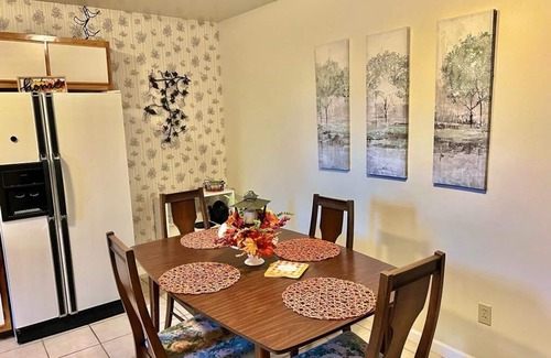 Racine Apartment | Cozy Corner on Zimmerle