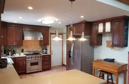 Chalmette House | Cozy corner six mile from French Quarter!