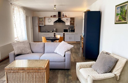 Onzain Cottage | Cozy cottage in Veuzain-sur-Loire near castles