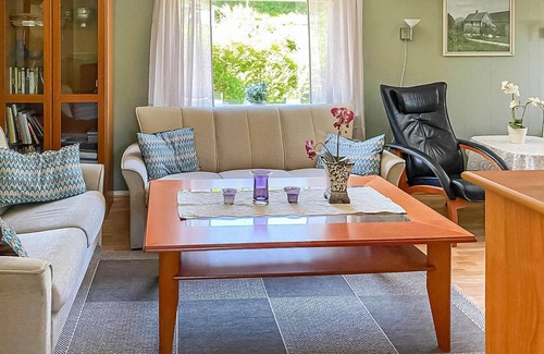 Tingvoll House | Cozy cottage in a picturesque area.