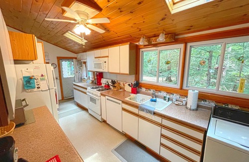 Lovell Cottage | Cozy cottage lake retreat with private beach. Perfect place to unplug.