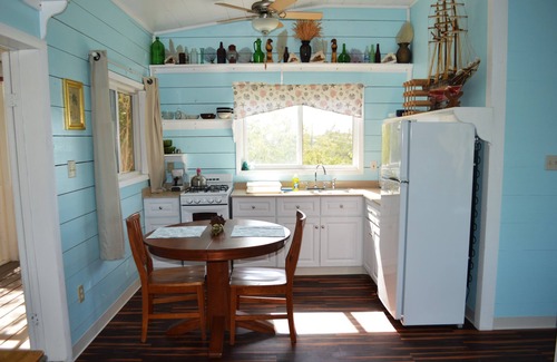 Staniel Cay Cottage | Cozy Cottage Perfect for 2