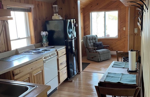 Sebascodegan Island House | Cozy cottage
