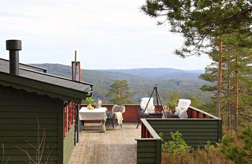 Dølemo House | Cozy cottage with a wonderful view - Hiking trails - Silence