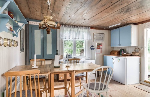 Rumskulla House | Cozy cottage with proximity to lake with jetty | SE05017