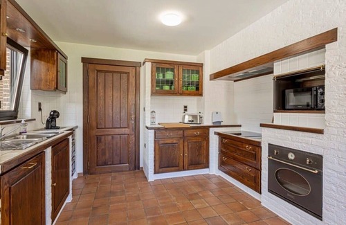 Houthalen-Helchteren House | Cozy Country House in Houthalen-Helchteren