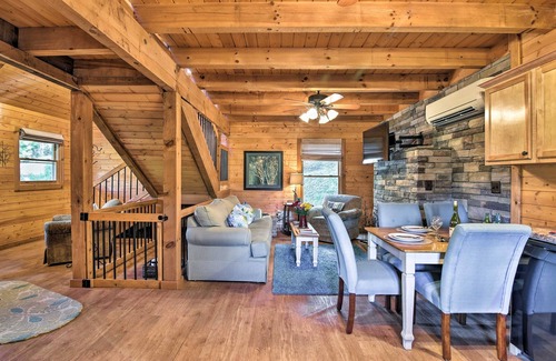 Weaverville Cabin | Cozy Country Cabin w/Wrap Around Porch – 15 Mins to Asheville!