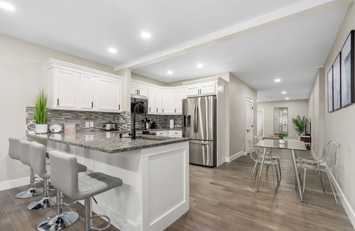 Eudora House | Cozy Country Retreat Modern! New