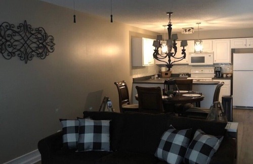 McCalla House | Cozy, Family and Friendly Townhome