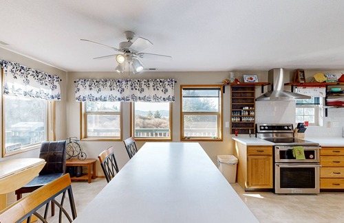 Reedsport House | Cozy family-friendly home with game room, valley views, private hot tub, grill