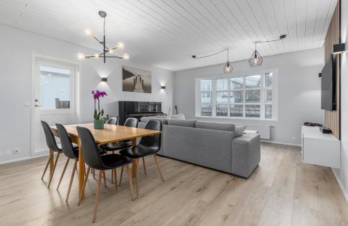 Hafnarfjordur House | Cozy Family Holiday Home
