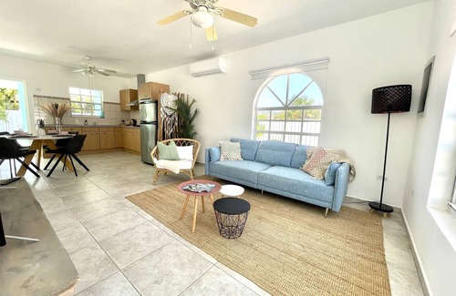 Bubali House | Cozy family home with 3SK-2BK, private pool just 5 minutes from the beach.