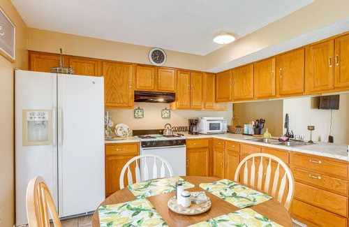 Brighton House | Cozy Family Retreat ~ 10 Mi to Downtown Birmingham