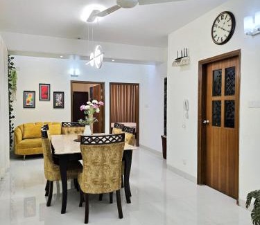 Banani Apartment | Cozy Family Stay near Banani 11, and Gulshan hotspots