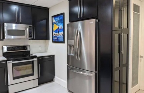 Pensacola Apartment | Cozy family vacation suit