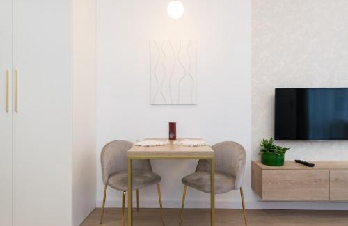 Bronowice Apartment | Cozy Flat with a Garden