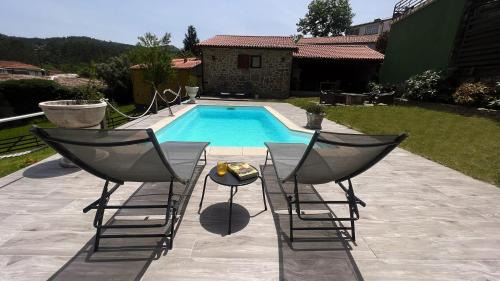 Cerdedo House | Cozy Galician Stone Farmhouse with Pool