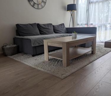 Stonnall House | Cozy garden facing room