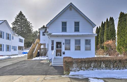 Leominster Apartment | Cozy Getaway - 10 Miles to Mount Wachusett Skiing!