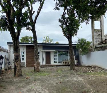 Orani House | Cozy Grace Place