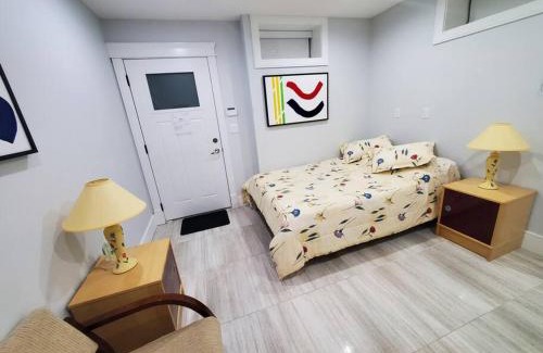 Knight Apartment | Cozy Guest Suite in Quiet Home with Private Entry