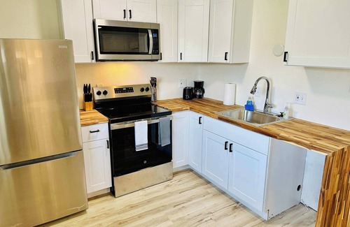 Old Southwest House | Cozy Haven Retreat 1Bedroom/1Bathroom/Sleeps 4