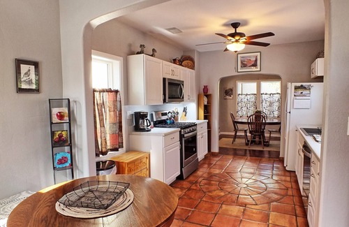 Cottonwood Cottage | Cozy Historic Cottage in Old Town Cottonwood, near Sedona & Jerome