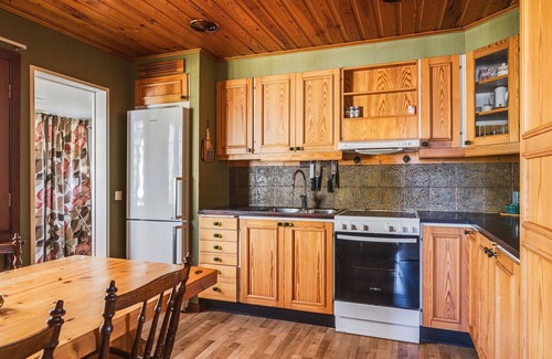 Skebobruk Ski Chalet | Cozy holiday accommodation in Skebobruk, Norrtälje | SE13036