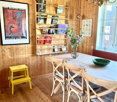 Sandavagur House | Cozy Holiday Home