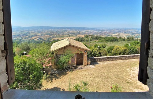 Assisi Villa | Cozy holiday home in Assisi with garden