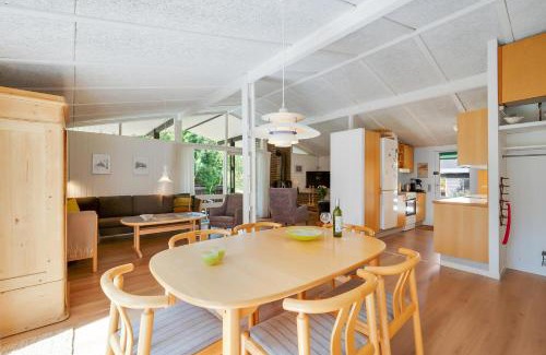 Øksenmølle House | Cozy Holiday Home In Beautiful Nature Near Ebeltoft,