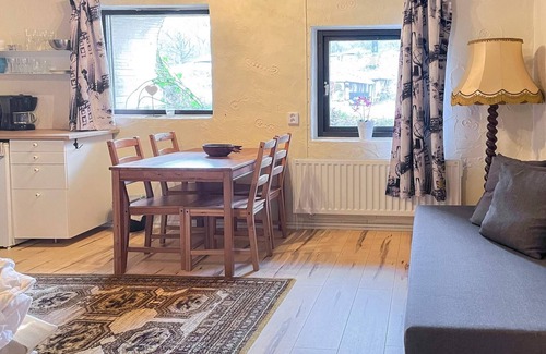 Hoor Municipality House | Cozy holiday home in Hoor for four
