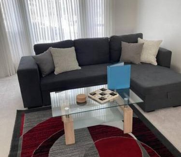 Camrose House | Cozy Home
