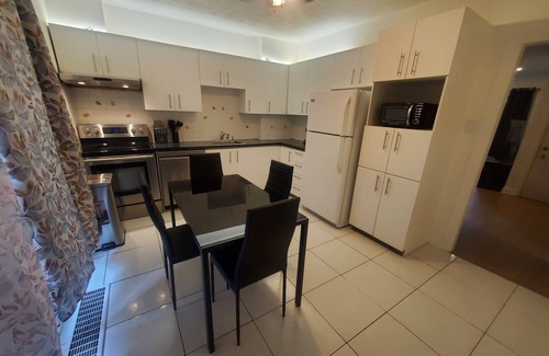 Laval Apartment | Cozy Home!