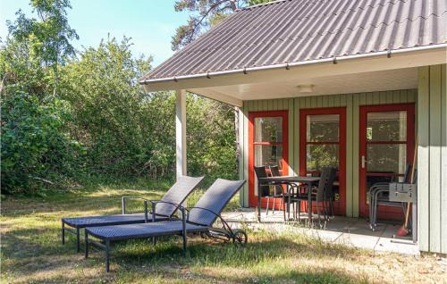 Oster Somarken House | Cozy Home In Aakirkeby With Wifi