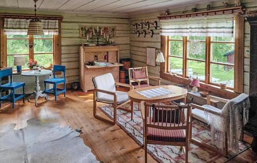 Norrfors House | Cozy Home In Bjurholm With Sauna