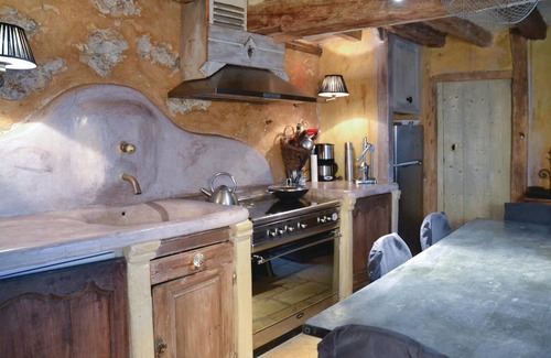 Gennes House | Cozy home in Gennes with kitchen