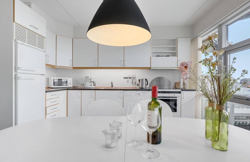 Hasle House | Cozy home in Hasle with house sea view