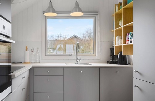 Mommark Strand House | Cozy home in Sydals with WiFi