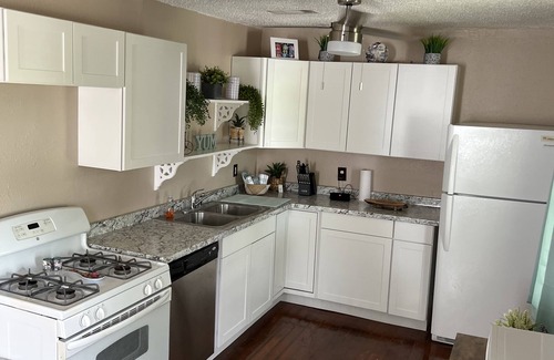 Federal City House | Cozy home in the Heart of Algiers