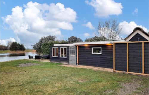 Tiendeveen House | Cozy Home In Tiendeveen With Wifi