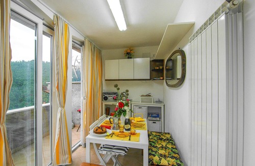 Stazzema House | Cozy home in Volegno with kitchenette