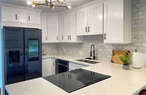 Edgewater House | Cozy home near Walkers park and Sloan's Lake