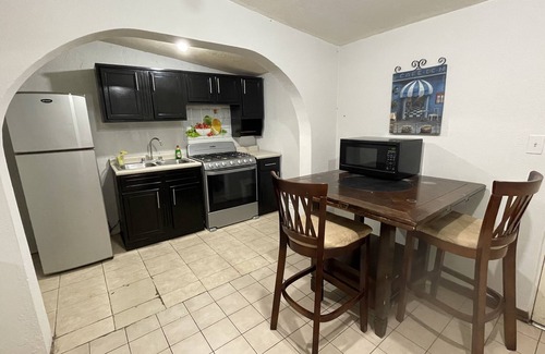 Piedras Negras House | Cozy Home w/Fireplace