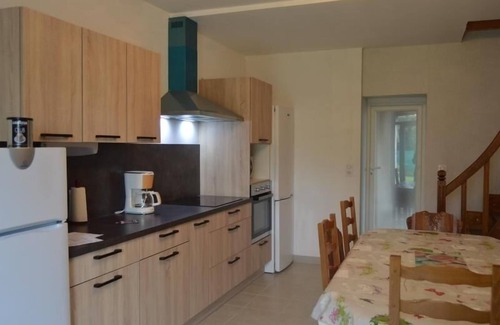 Reuilly Cottage | Cozy Home with Garden & Parking, Near Vineyards - Berry