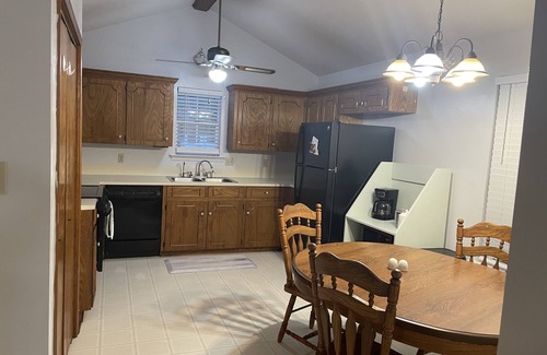 Milton House | Cozy Home with room for everyone.
