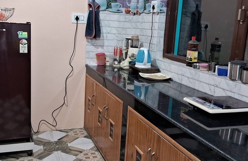Mohal House | Cozy Homestay with kitchen in the valley of Himalayas and beside river Beas.